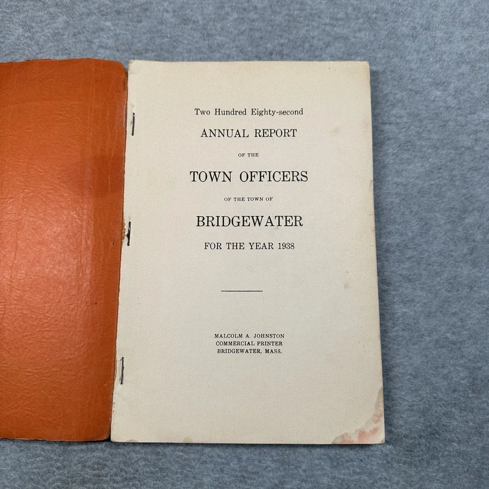 Lot Of 2 Town Reports 1938 1939 Bridgewater MA Some Discoloration 38‎ Ripped Cvr